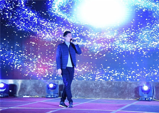 正青春 一起燃 龙信物业2018年迎新晚宴感动落幕