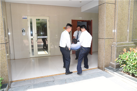 常抓不懈 电梯应急救援演练